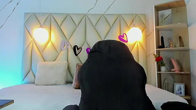 angelswets online show from March 16, 2026, 2:32 pm