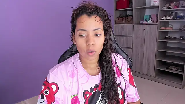 Snapshot of boomsar01 chatting on November 7, 2025, 3:00 am boomsar01 online show from November 7, 2025, 3:00 am