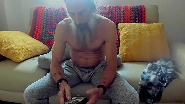 mindphu k online show from April 7, 2026, 4:09 pm