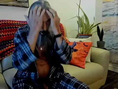 Snapshot of mindphu_k chatting on November 2, 2025, 4:28 am mindphu k online show from November 2, 2025, 4:28 am