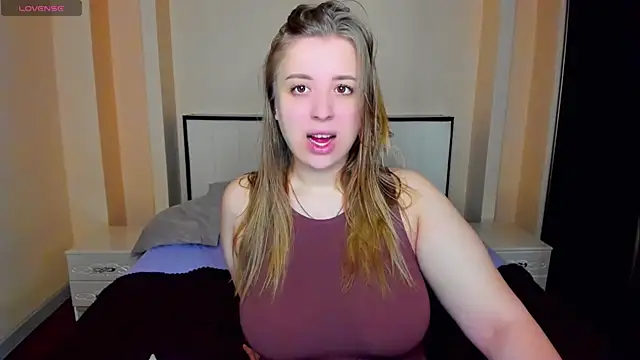 AlexissM online show from December 17, 2025, 11:15 am