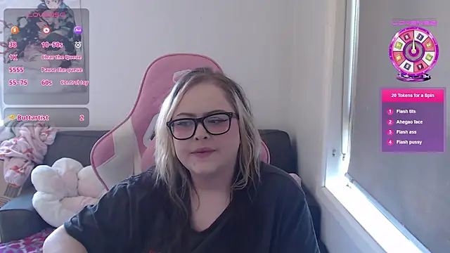 Snapshot of ChubbyBubs chatting on December 18, 2025, 3:55 am ChubbyBubs online show from December 18, 2025, 3:55 am