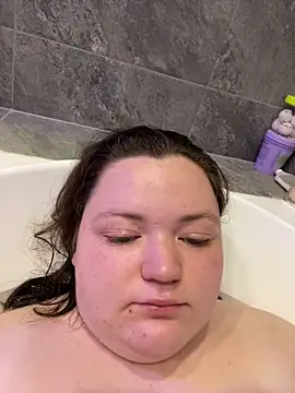 Alex m online show from November 10, 2025, 9:09 pm