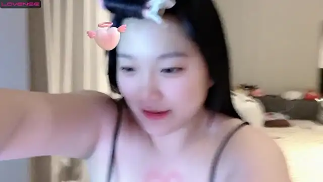 Snapshot of qiqi-666 chatting on March 2, 2025, 1:42 pm qiqi-666 online show from March 2, 2025, 1:42 pm