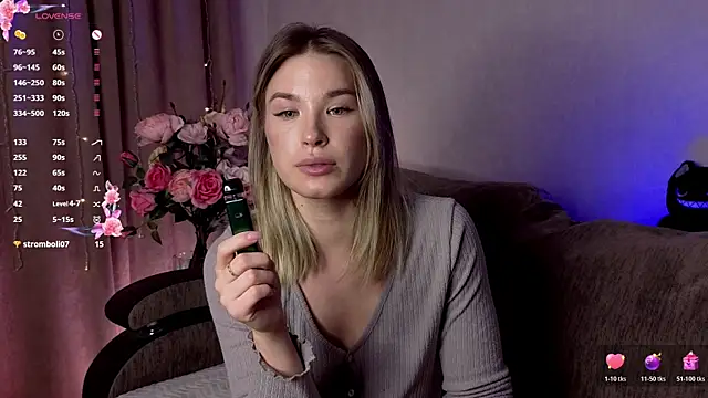 Snapshot of Starlit_Eternity chatting on December 3, 2025, 6:18 pm Starlit Eternity online show from December 3, 2025, 6:18 pm