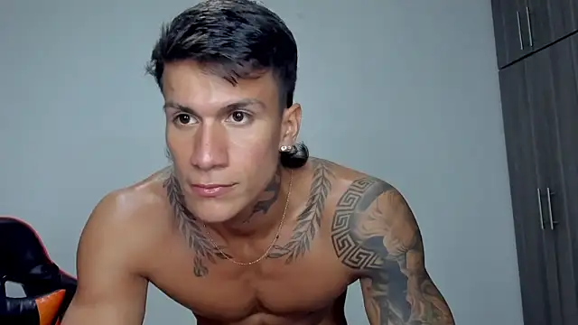 Snapshot of pettergrey1 chatting on February 2, 2026, 11:26 pm pettergrey1 online show from February 2, 2026, 11:26 pm