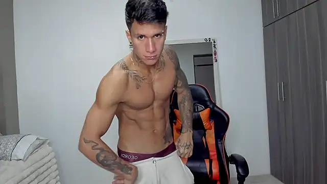 Snapshot of pettergrey1 chatting on February 16, 2026, 12:15 pm pettergrey1 online show from February 16, 2026, 12:15 pm