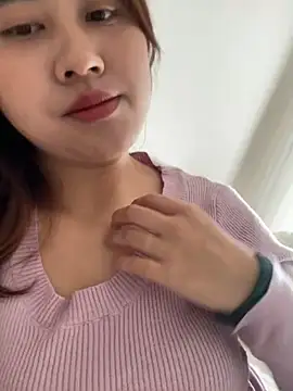 Snapshot of Liliya-77 chatting on February 1, 2026, 7:28 am Liliya-77 online show from February 1, 2026, 7:28 am