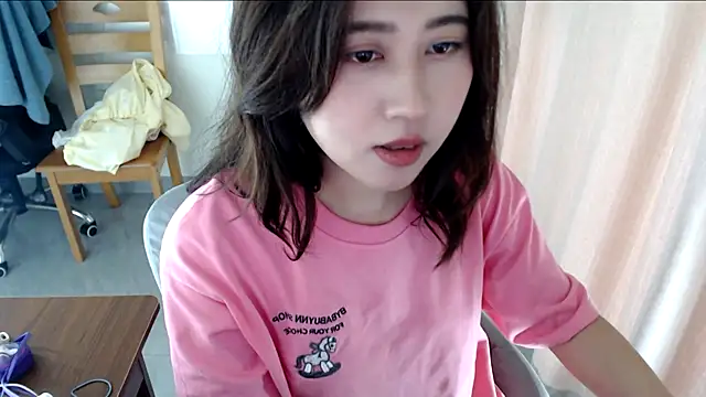 Snapshot of Liliya-77 chatting on March 21, 2026, 8:19 am Liliya-77 online show from March 21, 2026, 8:19 am