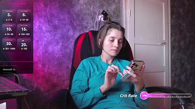 Snapshot of womanstrong78 chatting on September 20, 2025, 5:45 am womanstrong78 online show from September 20, 2025, 5:45 am