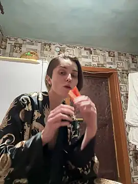 Snapshot of womanstrong78 chatting on March 12, 2025, 6:00 pm womanstrong78 online show from March 12, 2025, 6:00 pm