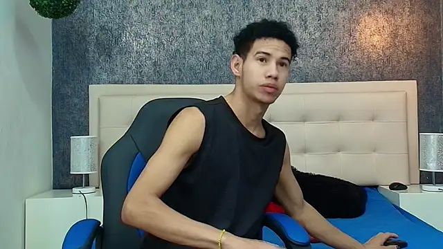 Snapshot of Erick_Zhimerman chatting on April 7, 2026, 11:56 am Erick Zhimerman online show from April 7, 2026, 11:56 am