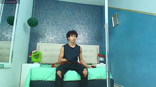 Erick Zhimerman online show from November 30, 2025, 3:40 am