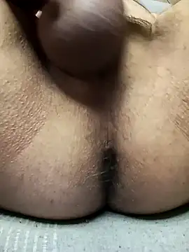 johngreece1 online show from December 25, 2024, 9:13 am