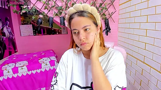 marcellaa303av online show from December 5, 2025, 12:54 am