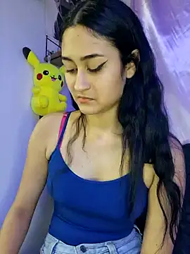 Snapshot of MadissomCute chatting on December 6, 2024, 3:02 am MadissomCute online show from December 6, 2024, 3:02 am