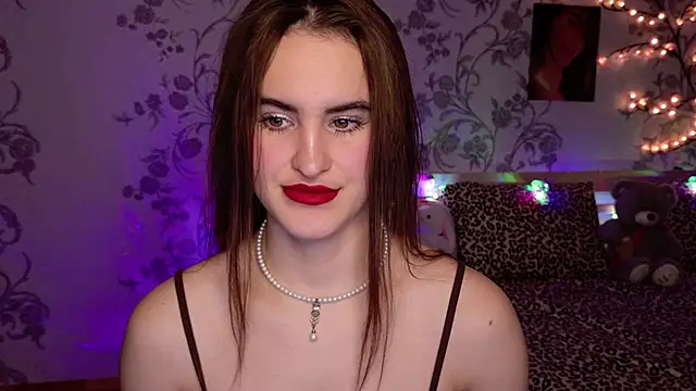 FridaCure online show from November 20, 2025, 6:41 pm