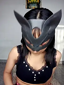 PequeArely online show from February 3, 2025, 10:43 pm