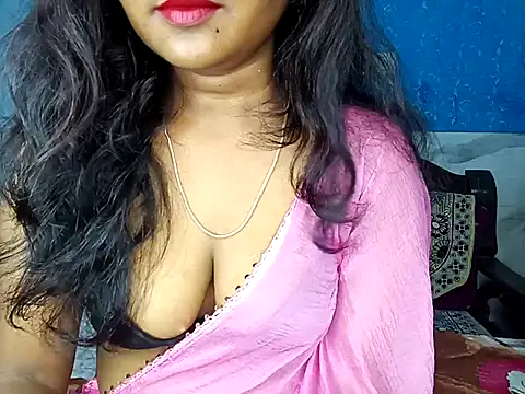 Snapshot of Muktha chatting on September 13, 2025, 5:46 pm Muktha online show from September 13, 2025, 5:46 pm