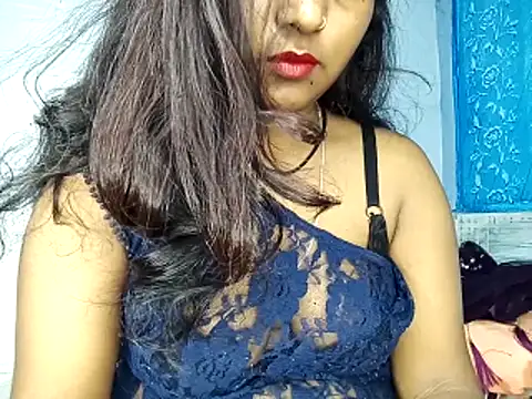 Snapshot of Muktha chatting on November 6, 2025, 12:58 am Muktha online show from November 6, 2025, 12:58 am