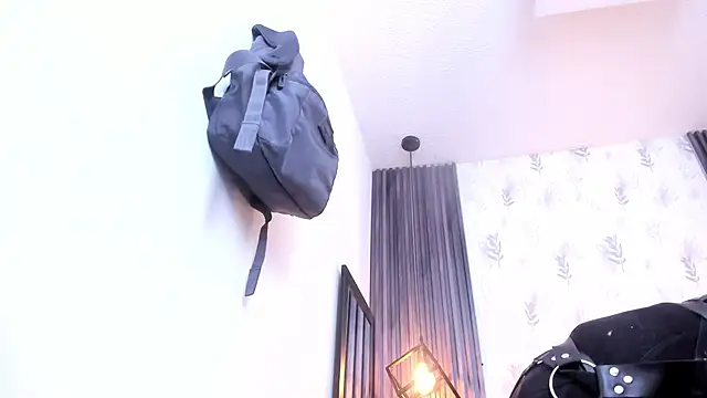 Snapshot of brigittemiller chatting on November 18, 2025, 4:21 pm brigittemiller online show from November 18, 2025, 4:21 pm