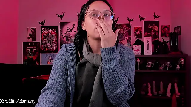 lilith-deveraux online show from March 18, 2026, 2:52 pm