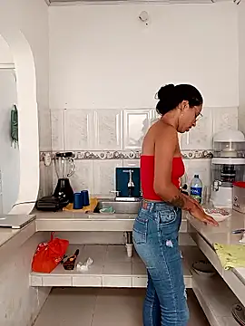 Snapshot of Karii-R chatting on January 10, 2026, 5:08 pm Karii-R online show from January 10, 2026, 5:08 pm