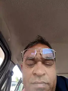 Snapshot of nupa230780 chatting on December 3, 2025, 5:52 am nupa230780 online show from December 3, 2025, 5:52 am