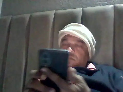 Snapshot of nupa230780 chatting on December 3, 2025, 5:56 pm nupa230780 online show from December 3, 2025, 5:56 pm