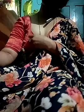 Snapshot of gunjan22 chatting on March 8, 2025, 6:32 am gunjan22 online show from March 8, 2025, 6:32 am