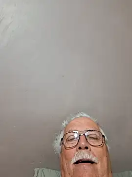 Snapshot of NawtyB1965 chatting on May 13, 2026, 3:57 am NawtyB1965 online show from May 13, 2026, 3:57 am