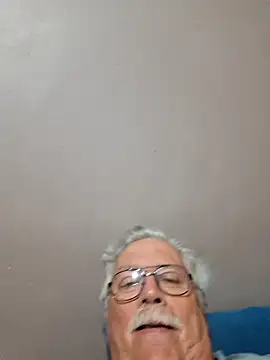 Snapshot of NawtyB1965 chatting on November 8, 2025, 3:32 am NawtyB1965 online show from November 8, 2025, 3:32 am