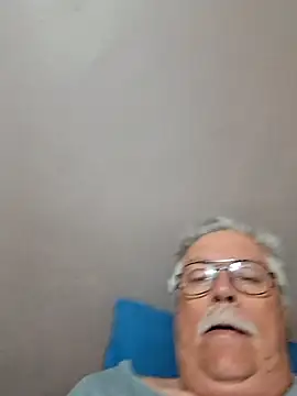 Snapshot of NawtyB1965 chatting on November 9, 2025, 3:43 am NawtyB1965 online show from November 9, 2025, 3:43 am