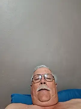 Snapshot of NawtyB1965 chatting on September 11, 2025, 3:39 am NawtyB1965 online show from September 11, 2025, 3:39 am