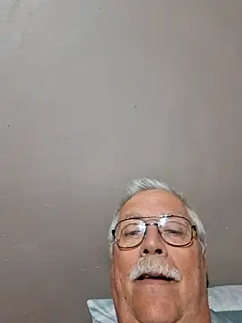Snapshot of NawtyB1965 chatting on May 8, 2026, 3:54 am NawtyB1965 online show from May 8, 2026, 3:54 am