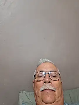 Snapshot of NawtyB1965 chatting on May 23, 2026, 5:17 am NawtyB1965 online show from May 23, 2026, 5:17 am