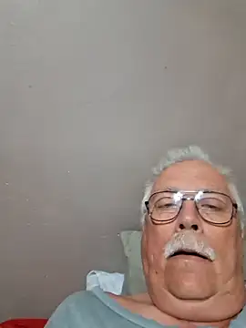 Snapshot of NawtyB1965 chatting on May 7, 2026, 3:44 am NawtyB1965 online show from May 7, 2026, 3:44 am