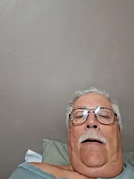 Snapshot of NawtyB1965 chatting on May 15, 2026, 3:59 am NawtyB1965 online show from May 15, 2026, 3:59 am