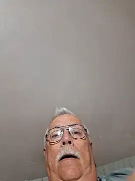 Snapshot of NawtyB1965 chatting on May 29, 2026, 3:34 am NawtyB1965 online show from May 29, 2026, 3:34 am