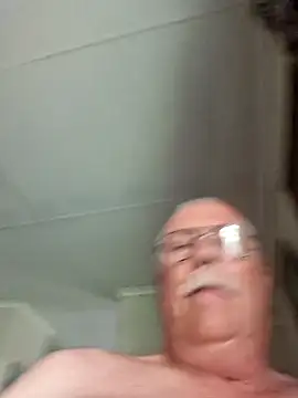 Snapshot of NawtyB1965 chatting on December 16, 2025, 4:00 pm NawtyB1965 online show from December 16, 2025, 4:00 pm