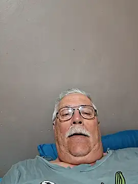 Snapshot of NawtyB1965 chatting on September 28, 2025, 3:46 am NawtyB1965 online show from September 28, 2025, 3:46 am