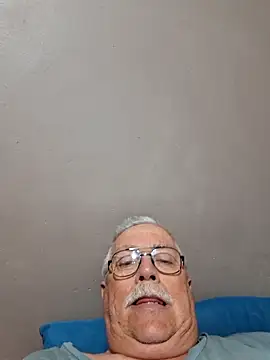 Snapshot of NawtyB1965 chatting on September 10, 2025, 3:38 am NawtyB1965 online show from September 10, 2025, 3:38 am