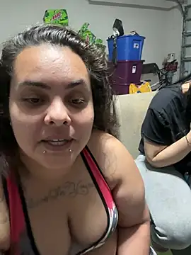 DatBishYouMiss online show from December 16, 2024, 5:38 am