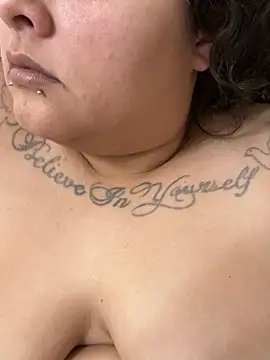 DatBishYouMiss online show from January 24, 2025, 6:14 am