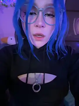 Snapshot of MaddisonHaas chatting on October 13, 2025, 12:45 am MaddisonHaas online show from October 13, 2025, 12:45 am