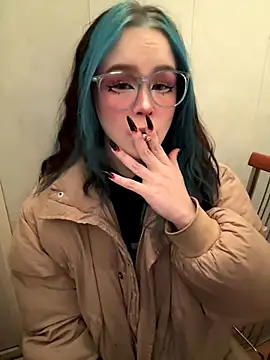 Snapshot of MaddisonHaas chatting on December 1, 2025, 11:38 pm MaddisonHaas online show from December 1, 2025, 11:38 pm