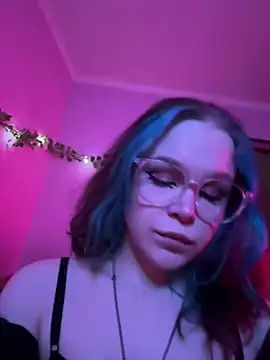 Snapshot of MaddisonHaas chatting on March 4, 2025, 12:50 am MaddisonHaas online show from March 4, 2025, 12:50 am