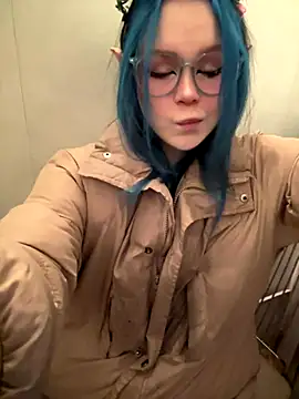 Snapshot of MaddisonHaas chatting on October 30, 2025, 1:04 am MaddisonHaas online show from October 30, 2025, 1:04 am