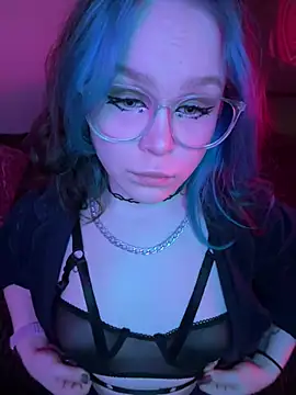 Snapshot of MaddisonHaas chatting on March 17, 2025, 2:30 am MaddisonHaas online show from March 17, 2025, 2:30 am