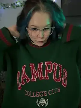 Snapshot of MaddisonHaas chatting on March 7, 2025, 11:49 pm MaddisonHaas online show from March 7, 2025, 11:49 pm